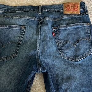 Levi's Classic Straight Men's Jeans in Denim Blue